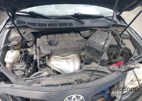 2011 Toyota Camry Se z USA, uszkodzony, nr VIN 4T1BF3EKXBU159232